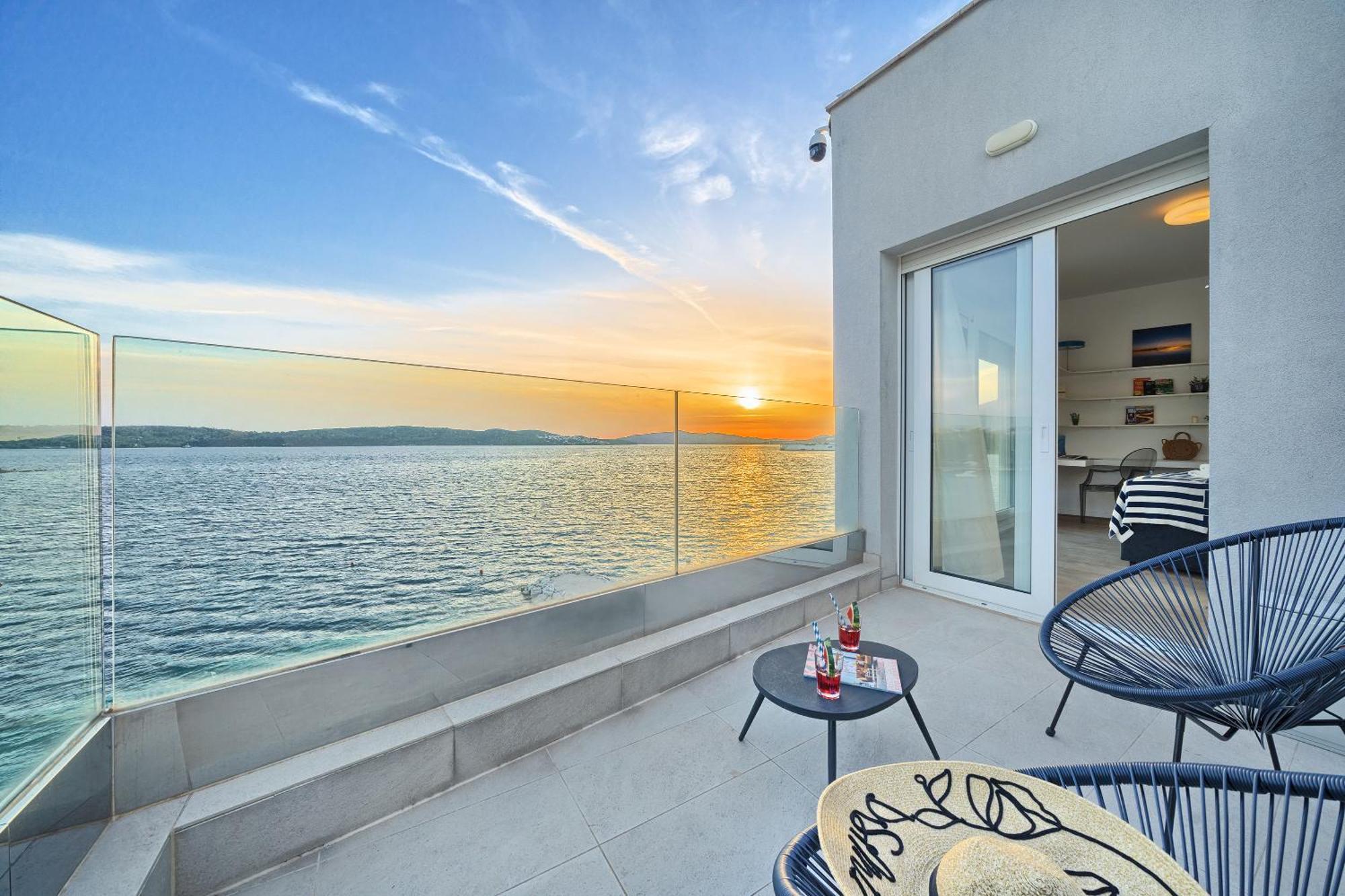 Livingstone Beach House Trogir Extérieur photo