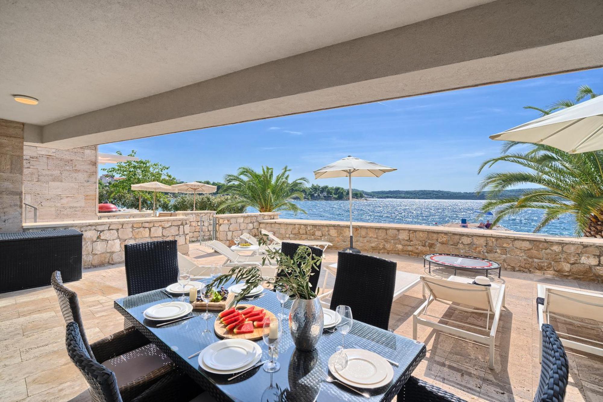 Livingstone Beach House Trogir Chambre photo