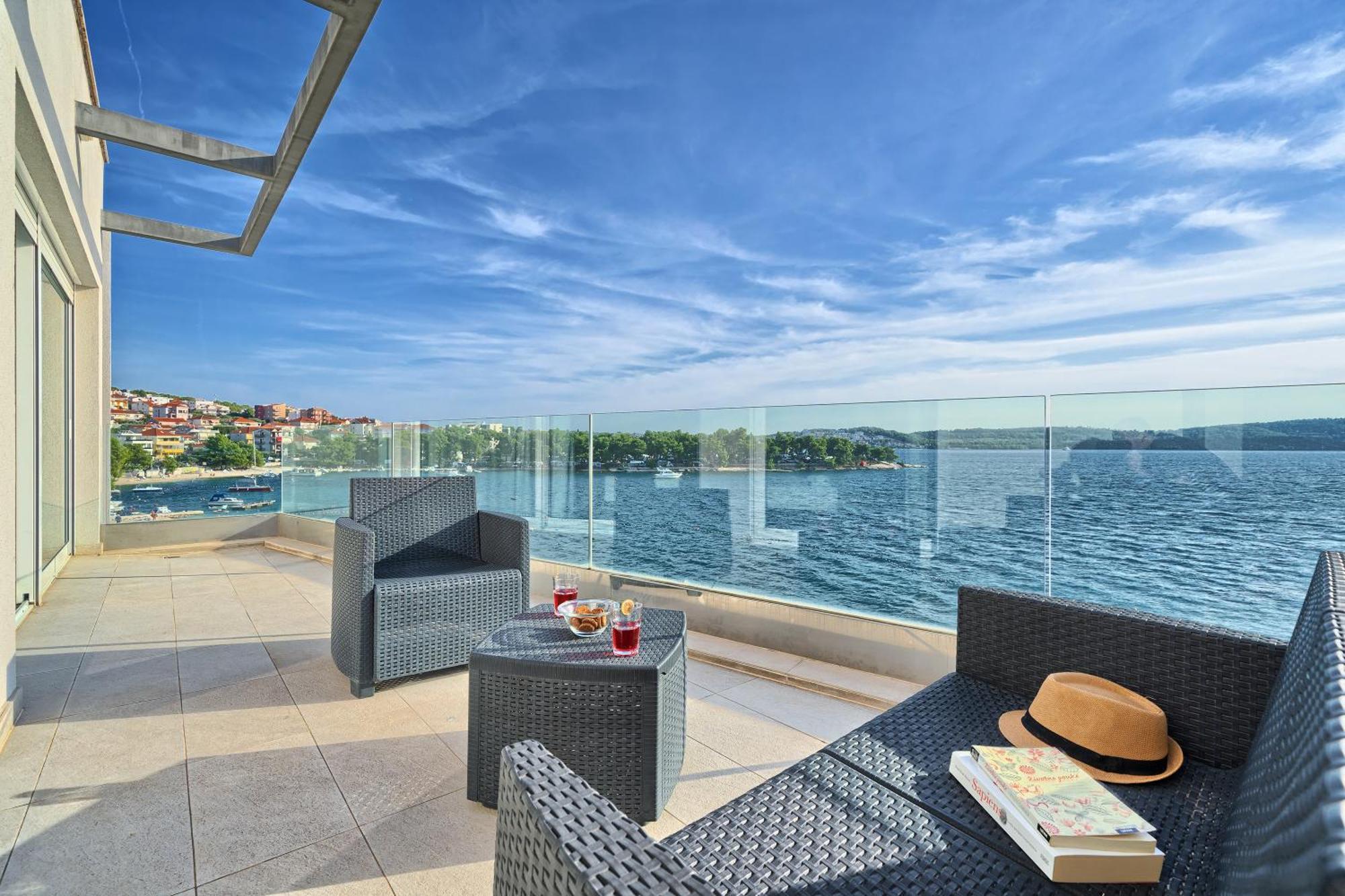 Livingstone Beach House Trogir Chambre photo
