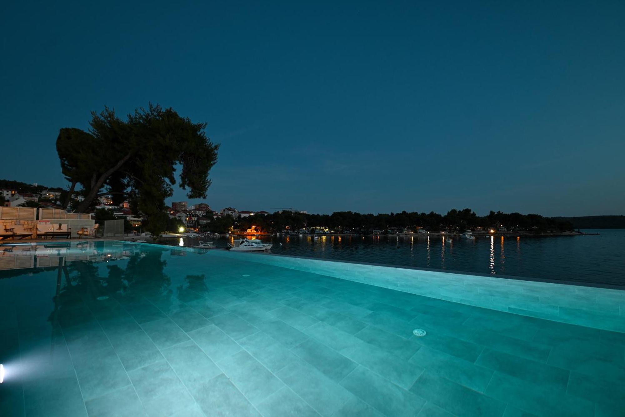 Livingstone Beach House Trogir Extérieur photo