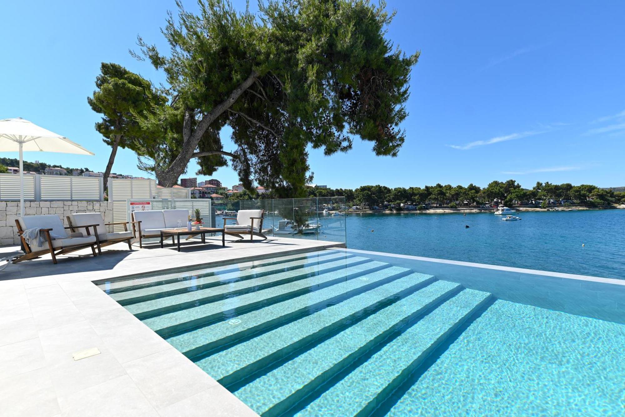Livingstone Beach House Trogir Extérieur photo