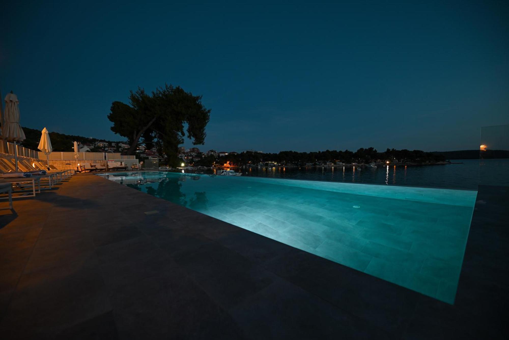 Livingstone Beach House Trogir Extérieur photo
